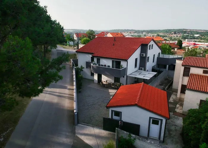 Nebo Pula